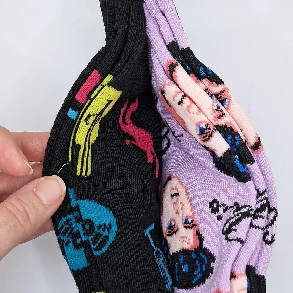 Elvis Presley crew socks 2 pair bundle pack music artist novelty graphic…
